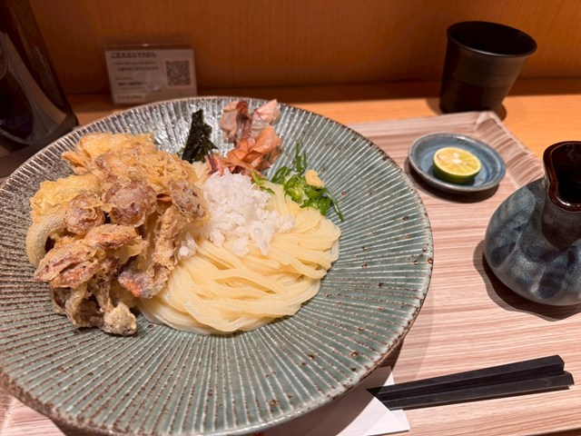 萬田うどん 天神 福岡市 メニュー